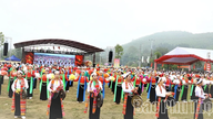 Pesona Festival Muong Dong - tempat di mana warna-warna musim semi dari tanah leluhur bertemu.