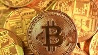Harga Bitcoin menjunam di bawah $64,000 apabila Israel dan AS menyerang Iran.