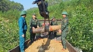 Nghe An: Heeft met succes een bom van 350 kg tot ontploffing gebracht die was achtergebleven uit de oorlog.