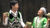 Mùa Xuân trong bàn tay nhỏ