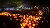 Thien Cam Son Lantern Festival finder sted i weekenderne.