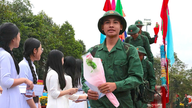 Para pemimpin provinsi menghadiri upacara pendaftaran dan pengenalan militer di beberapa wilayah di Gia Lai bagian barat.