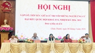 Kandidater til Nationalforsamlingen mødes med vælgere i kommunerne Chau Thanh og Binh An.