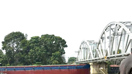 ডং নাই: ঘেন ব্রিজে বার্জের ধাক্কায় বহু আহত।