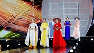 Een unieke collectie ao dai (traditionele Vietnamese kleding) gemaakt van duizenden draden lotuszijde.