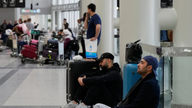 Dubai: De kostenstrijd en de terugreis voor gestrande toeristen.
