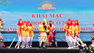 Mempromosikan seni nyanyian Ba ​​Trao di Hoi An.