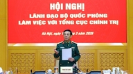 General Phan Van Giang arbetar med den allmänna politiska avdelningen med uppgifter för 2026.