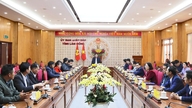 Nella provincia di Lam Dong si discutono soluzioni per lo sviluppo del turismo.