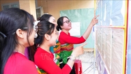 Fra grænsen til industrizonen sætter de religiøse indbyggere i Tay Ninh deres lid til hver eneste stemme.