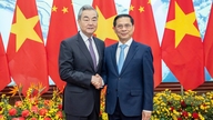 Complete the three standard-gauge railway lines connecting Vietnam with China as soon as possible.
