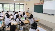 آزمون ورودی دبیرستان تخصصی هانوی: داوطلبان باید یک دوره گزینش مقدماتی و یک آزمون ورودی را با موفقیت پشت سر بگذارند.