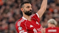 Salah scorer et spektakulært mål, da Liverpool knuser Galatasaray.