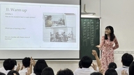 Studenti školy Bui Thi Xuan zažili vzrušující zážitek „Den učitele“.