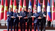 Liderii vietnamezi de rang înalt felicită noua conducere a Laosului.