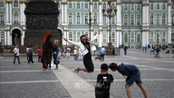 La Russie envisage d'assouplir les conditions d'obtention de visa afin d'attirer les touristes vietnamiens.