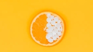 La vitamine C aide-t-elle vraiment à prévenir le rhume ?