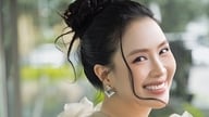 Hong Diem on häikäisevän kaunis 43-vuotiaana, ja kauneuskuningatar Y Nhi esittelee seksikästä bikiniä.