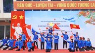 Der blev afholdt mange meningsfulde aktiviteter på skolerne for at fejre 95-årsdagen for grundlæggelsen af ​​Ho Chi Minh Kommunistiske Ungdomsunion.