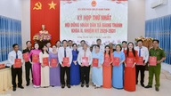 Dua komune Giang Thanh dan Vinh Dieu memilih anggota Komite Tetap untuk Dewan Rakyat dan Komite Rakyat untuk komune tersebut.