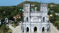 Mang Lang Church - A Gothic cathedral preserving the soul of the Vietnamese Quốc ngữ script.