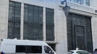 پلیس فرانسه از خنثی کردن یک طرح بمب‌گذاری در نزدیکی یک بانک آمریکایی خبر داد.
