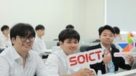 Existe uma grave escassez de empregos no setor de tecnologia da informação.