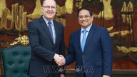Le Premier ministre Pham Minh Chinh reçoit l'ambassadeur de la Fédération de Russie.