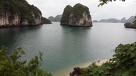 Empat laluan pelancongan yang menghubungkan Teluk Ha Long dan Teluk Lan Ha telah diumumkan.