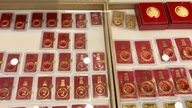 Huhtikuun 2. päivän aamuna kullan hinta Vietnamissa laski 1,2 miljoonaa Vietnamin dongia taelilta.