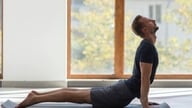4 tư thế yoga tốt cho cân bằng nội tiết tố nam
