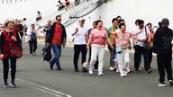 절차상의 병목 현상을 제거하여 칸화성에 크루즈 관광객 유치를 가속화합니다.