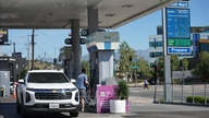 CBS News: Bensinkrisen i California skyldes ikke spekulasjon.