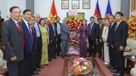 Vietnam-Kamboçya Dostluk Derneği, Vietnam'daki Kamboçya Büyükelçiliğine yeni yıl dileklerini iletir.