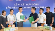 A Agribank Insurance Nam Dinh Branch e a AMM - Germany Nutrition assinaram um contrato de seguro de responsabilidade civil para produtos lácteos no valor de até 20 bilhões de VND.