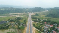 El proyecto vial de 1,5 billones de VND a lo largo del río Rojo en Lao Cai está cerca de completarse antes de lo previsto.