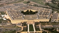 En amerikansk dommer har beordret Pentagon til at genoprette journalistisk frihed til at handle.