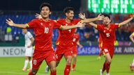 Vietnamesisk fodboldhold deltager i Asian Games: Den perfekte løsning for træner Kim Sang Sik.