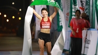Nguyen Thi Oanh og Nguyen Trung Cuong vandt fremragende Tay Ho Half Marathon mesterskabet.