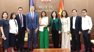 Minister Dao Hong Lan przyjął i odbył spotkanie robocze z delegacją wysokiego szczebla z Grupy Sanofi.