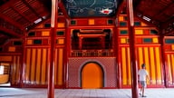 La unidad de construcción tomó sus propias decisiones sin informar a la dirección durante la renovación del Teatro Minh Khiem.