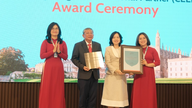 Ensimmäinen koulu Kaakkois-Vietnamissa, joka sai Cambridge English Educational Partner -sertifikaatin.