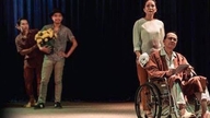 Den fortjenstfulde kunstner Thanh Dien elsker Hong Hac-teatret fordi… "instruktør Viet Linh er meget krævende."