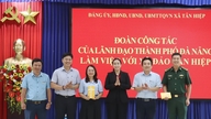 Les dirigeants de la ville de Da Nang s'efforcent de résoudre les problèmes de la commune insulaire de Tan Hiep.
