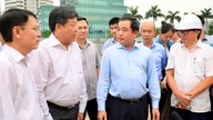 Tran Duc Thang, a hanoi párttitkár: „Szigorúan, enyhülés nélkül kezeljék a La Khe-csatorna mentén elkövetett szabálysértéseket, hogy elkerüljék a törvények semmibevételét”