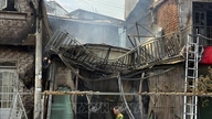 Lam Dong: Beberapa rumah hancur terbakar di jantung kota Da Lat.