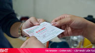 Bus tickets for both directions to and from Ha Tinh are selling out during the April 30th - May 1st holiday.