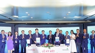 Vietcombank og MobiFone underskriver omfattende samarbejdsaftale.