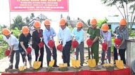 Die Gemeinde U Minh Thuong beginnt mit dem Bau der Brücke über den Kanal 8A.