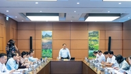 完善 (mekanisme spesifik yang cukup kuat untuk menciptakan momentum bagi perkembangan budaya).
